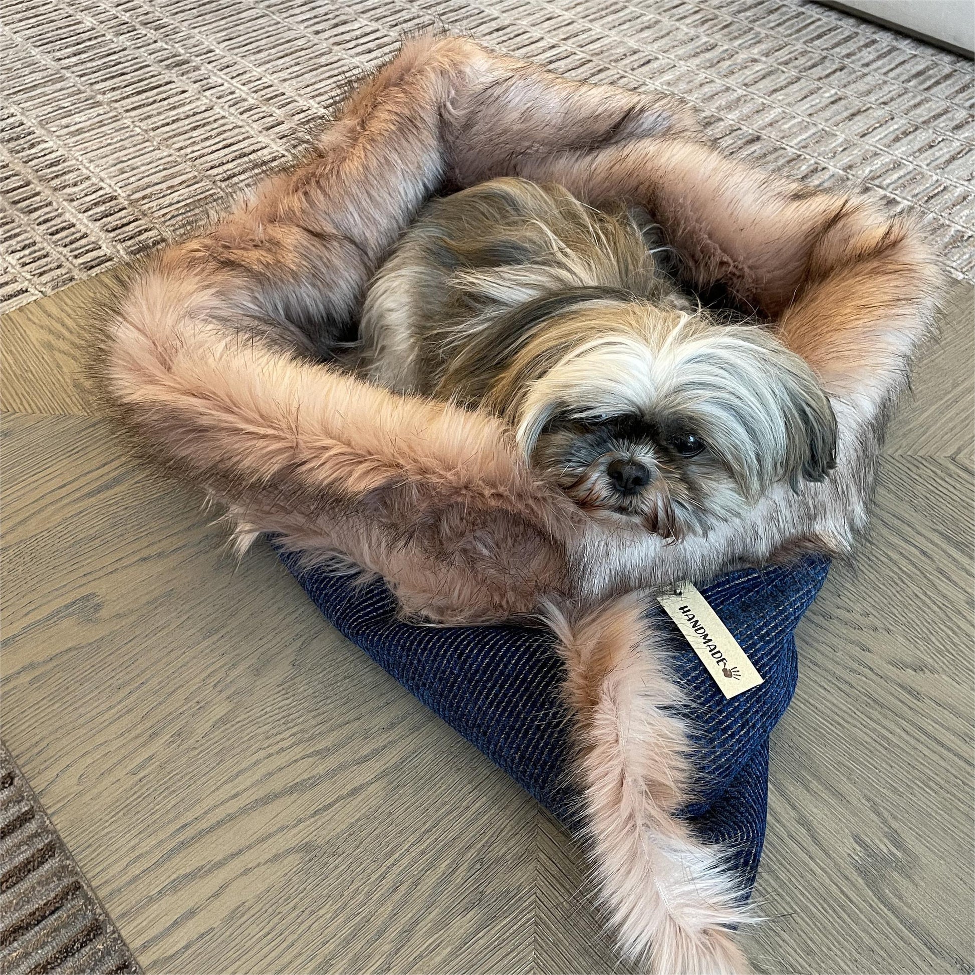 Handmade Luxury Snuggle Pet Bed