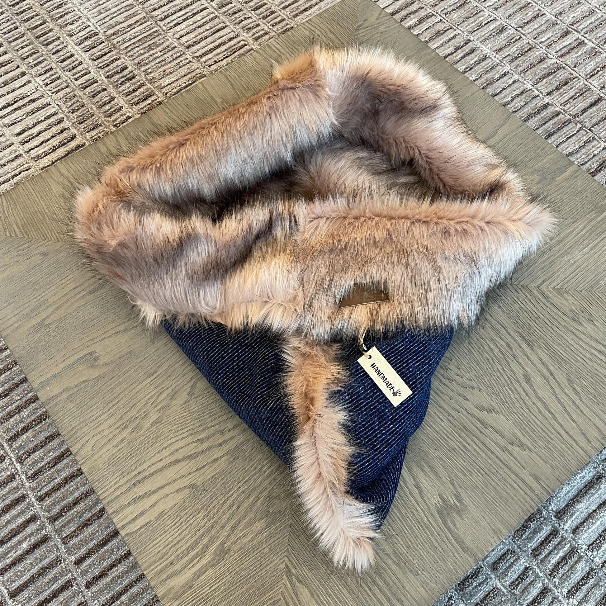 Handmade Luxury Snuggle Pet Bed