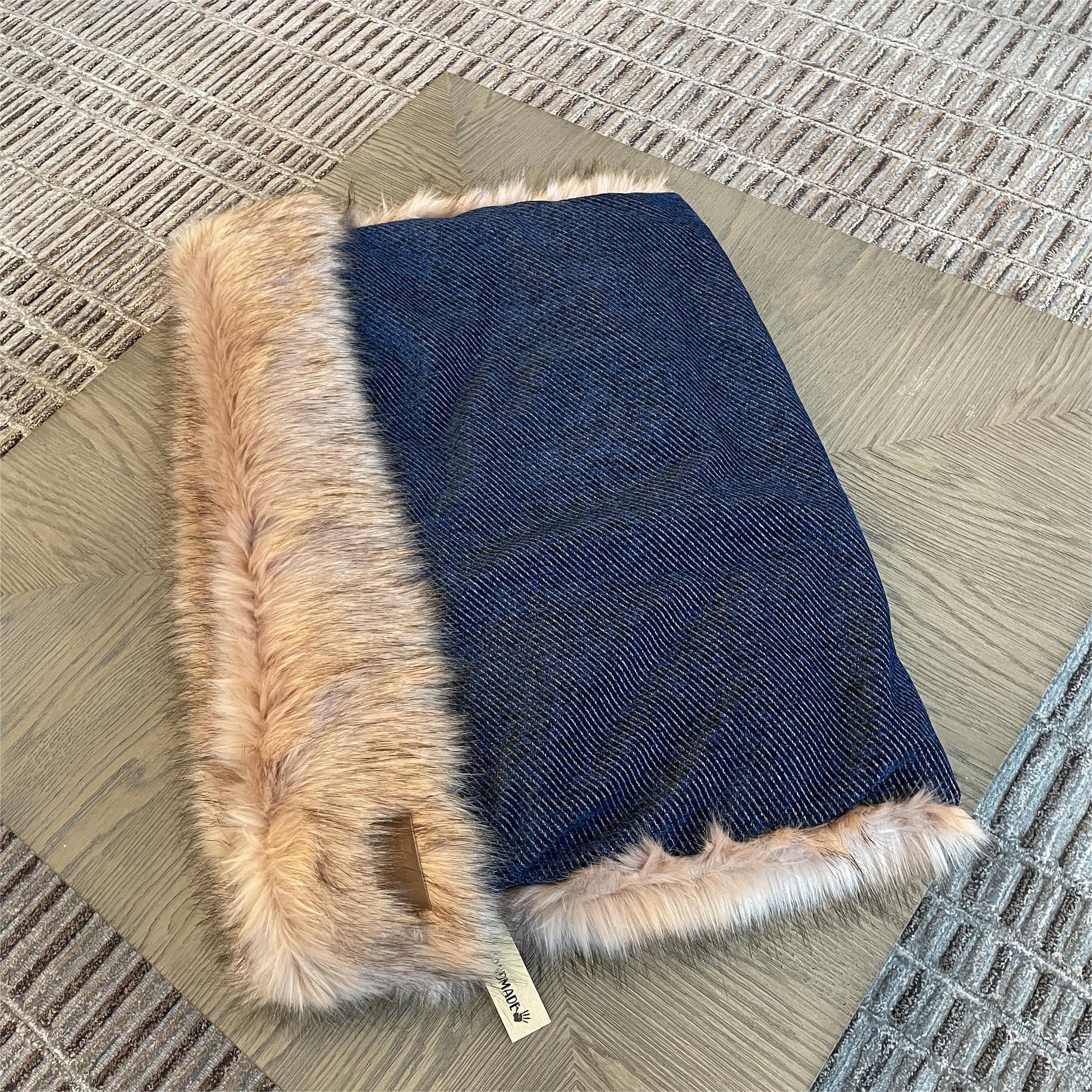 Handmade Luxury Snuggle Pet Bed