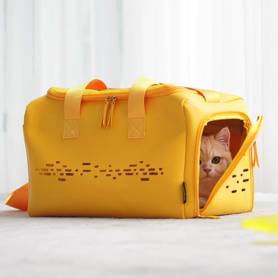 MIORUN Cat Carrier bag for Small Cats and Dogs, PU Leather Pet Carrier Airline Approved Soft Sided, Kitty Carrier bag with Breathable and Comfortable Inner Cushion for Travel