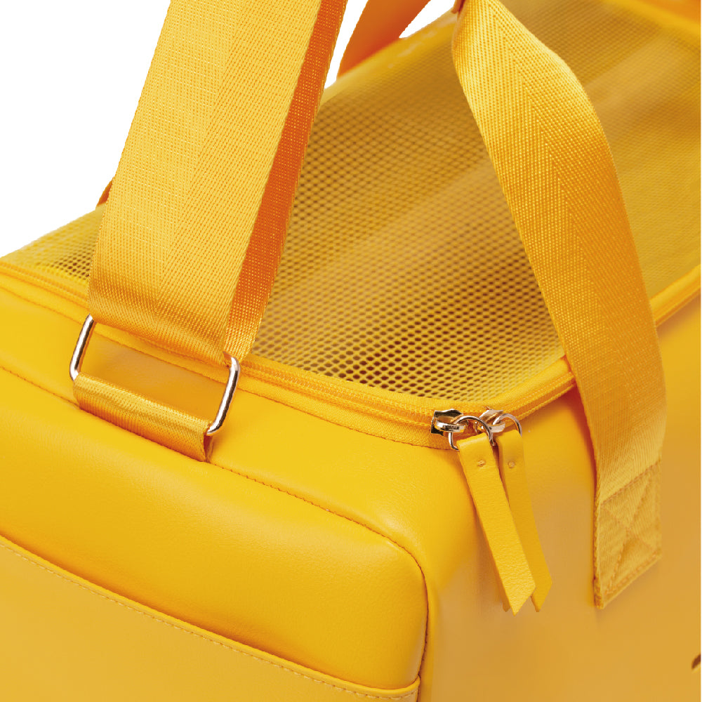 MIORUN Cat Carrier bag for Small Cats and Dogs, PU Leather Pet Carrier bag Airline Approved Soft Sided, Kitty Carrier with Breathable and Comfortable Inner Cushion for Travel